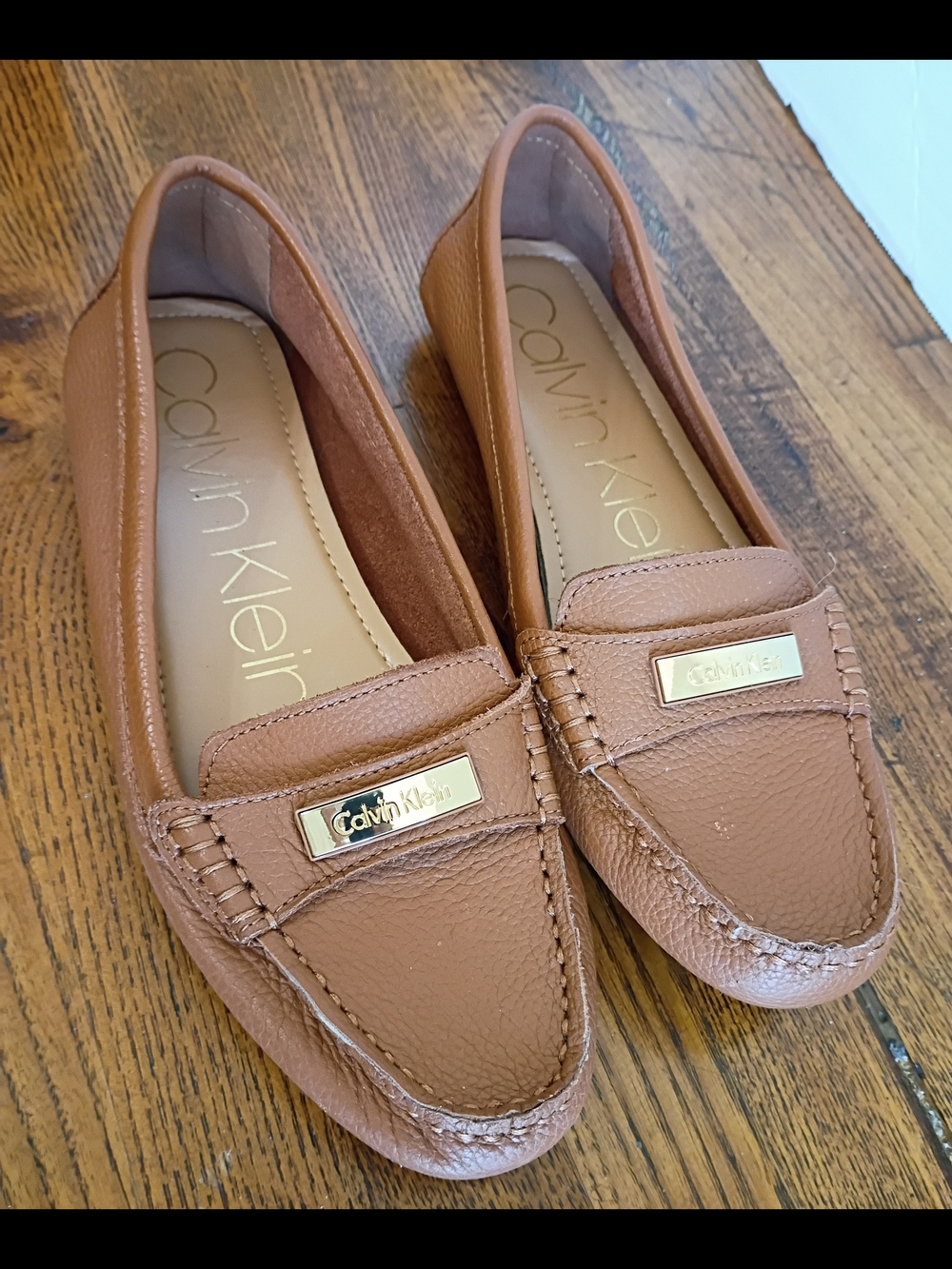 Calvin Klein Cognac Brown Leather Moccasin Loafers with Gold Plaque 8